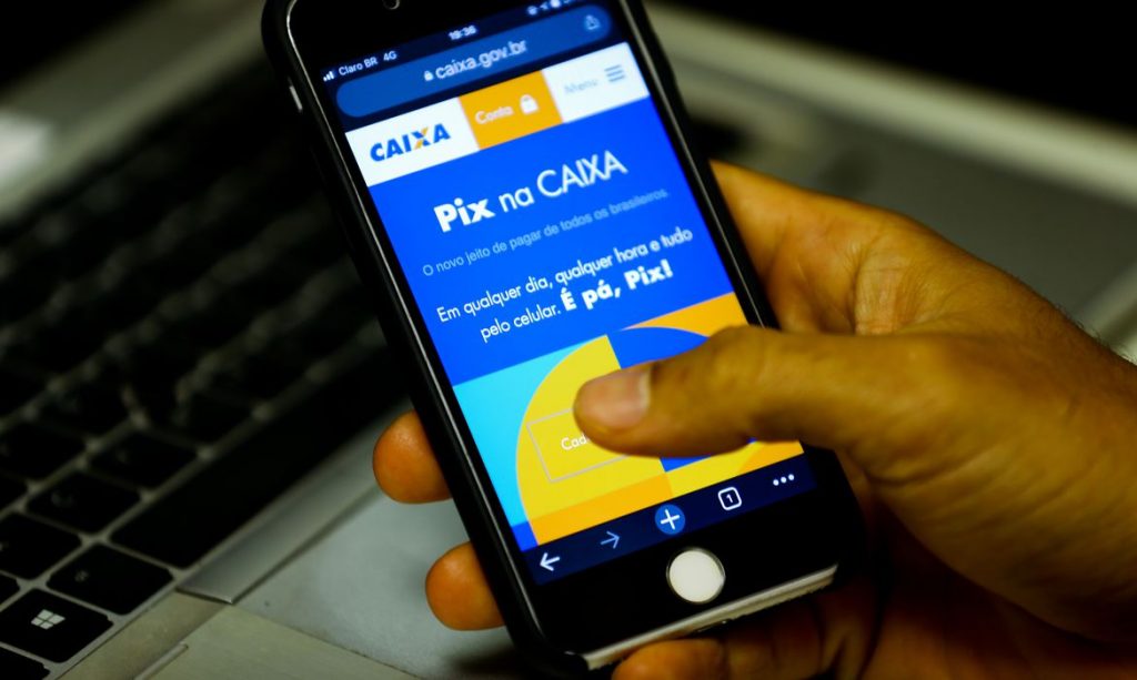 Pix movimenta mais de R$ 200 mil nas primeiras 24 horas de operação